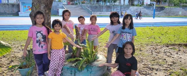 https://www.szps.hlc.edu.tw/uploads/tadgallery/2023_12_26/2678_LINE_ALBUM_112學年度原住民族社團＜綠手指＞（低年級）_231225_44.jpg 