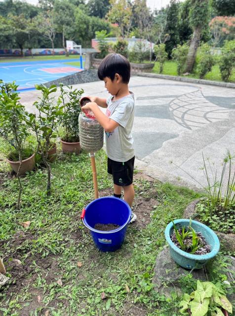 https://www.szps.hlc.edu.tw/uploads/tadgallery/2023_12_26/2749_LINE_ALBUM_112學年度原住民族社團＜綠手指＞（低年級）_231225_115.jpg 