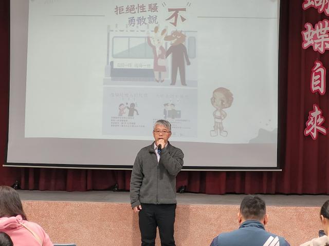 https://www.szps.hlc.edu.tw/uploads/tadgallery/2023_12_26/3017_LINE_ALBUM_20231222幸福市集活動_231225_83.jpg 