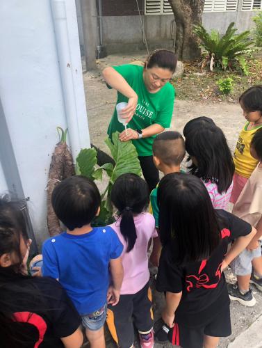 LINE_ALBUM_112學年度原住民族社團＜綠手指＞（低年級）_231225_20.jpg